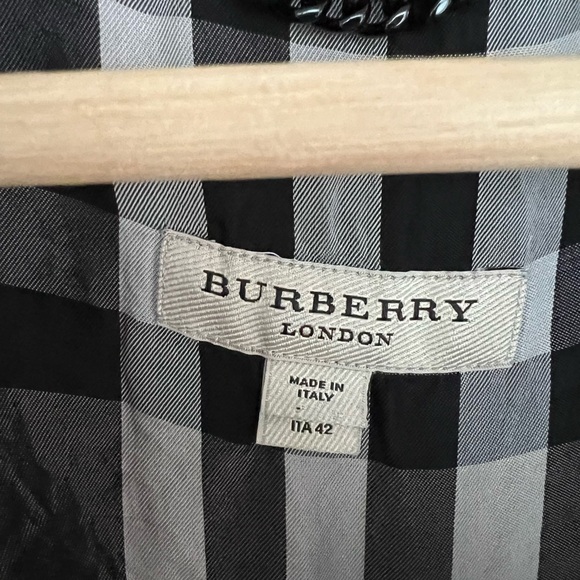 Burberry London Blazer - Picture 5 of 9